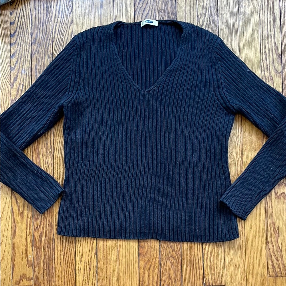 Black V-Neck Ribbed Sweater